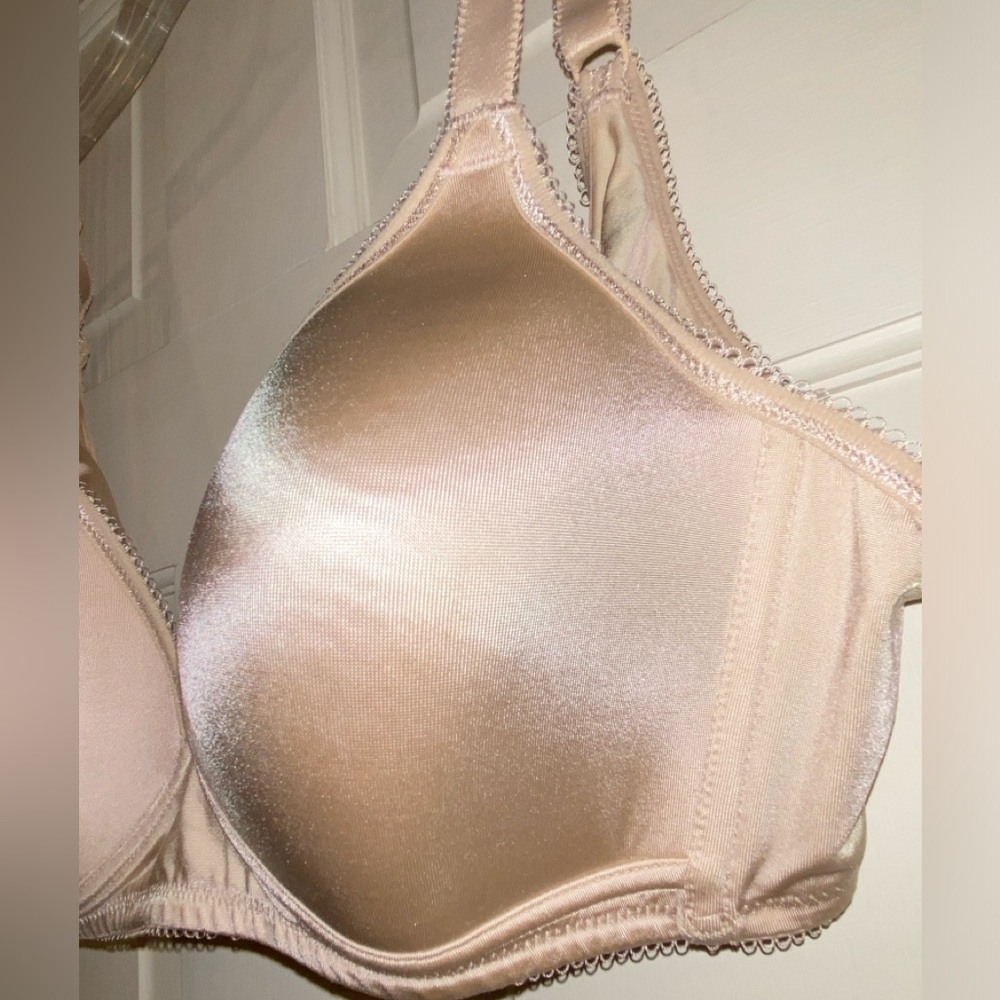 40B Wacoal Wirefree Softcup Light Padded Quality Bra 856192 Side Stays Sand Nude - Picture 15 of 16